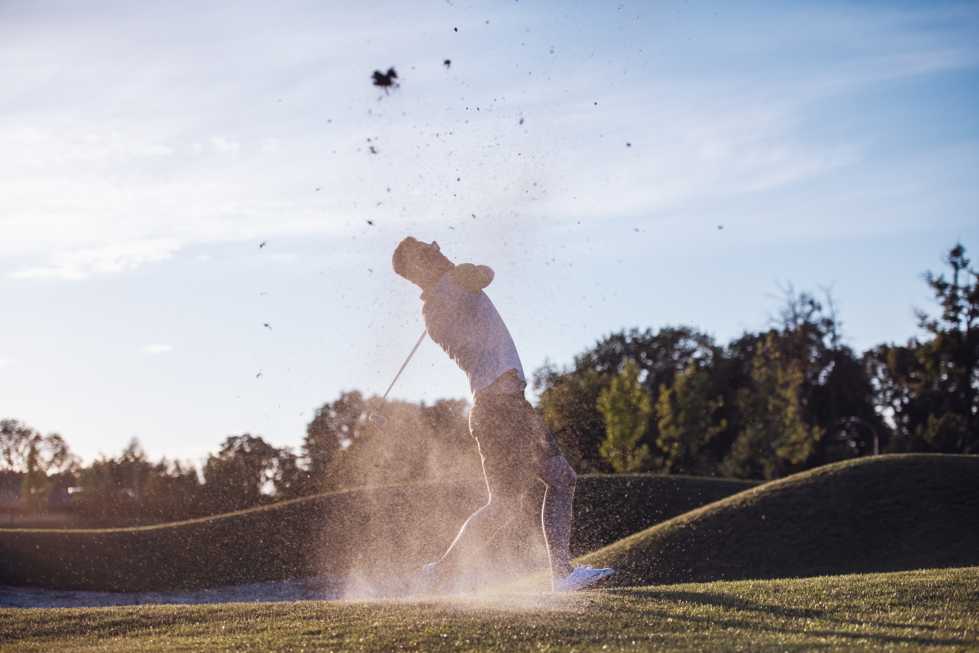 Eagle Brook Country Club | Golf Course | Neighborhood Guy playing golf